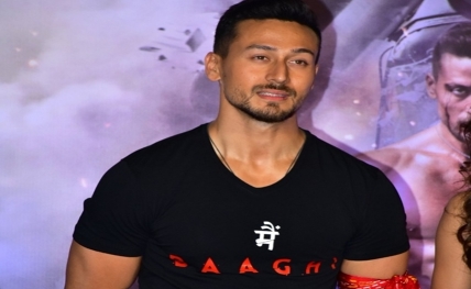 tiger shroff20180223121356_l